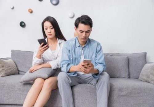 南京私家調(diào)查：女方出軌離婚財(cái)產(chǎn)都給了女方嗎